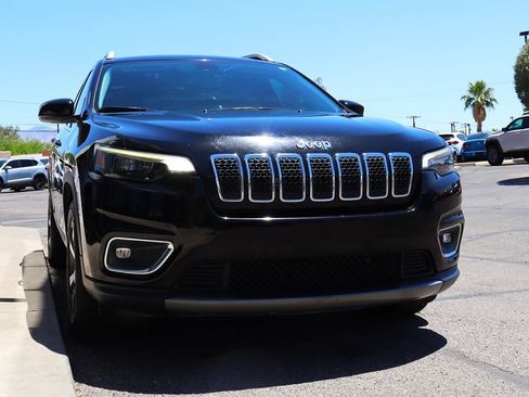 Used 2020 Jeep Cherokee Limited FWD image 18