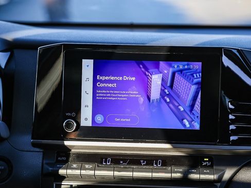 Certified 2025 Toyota Camry LE image 15