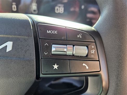 Used 2025 Kia K4 LXS image 26