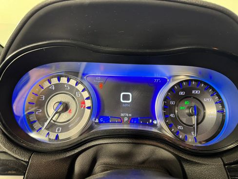 Used 2023 Chrysler 300 S RWD image 14