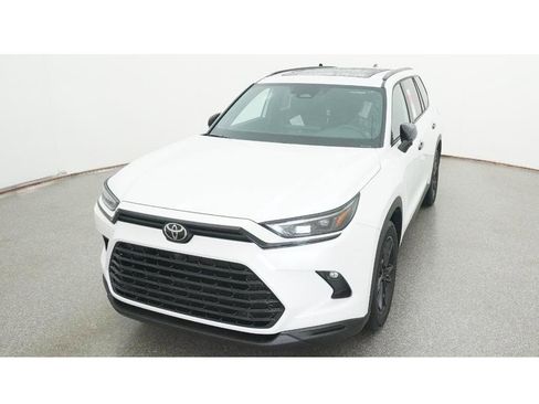New 2026 Toyota Grand Highlander AWD Hybrid image 16