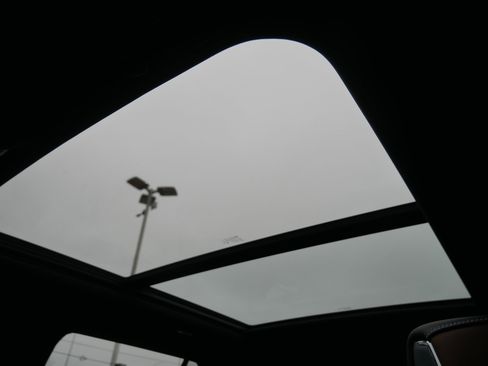 Used 2024 GMC Yukon Denali Ultimate w/ LPO, Floor Liner Package image 31