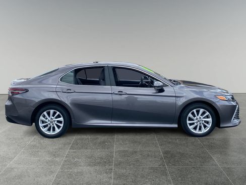 Used 2023 Toyota Camry LE FWD image 6