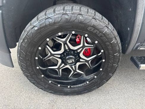Used 2018 GMC Sierra 1500 Denali AWD/4WD image 9