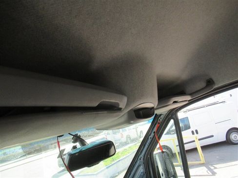 Used 2018 Mercedes-Benz Sprinter 2500 image 23