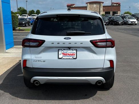 Used 2025 Ford Escape Active w/ Cold Weather Package image 4