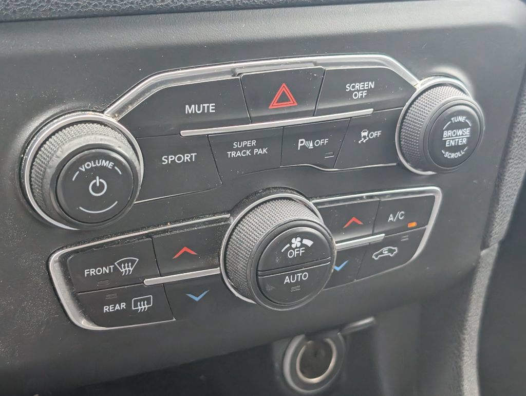 Used 2019 Dodge Charger GT RWD image 18