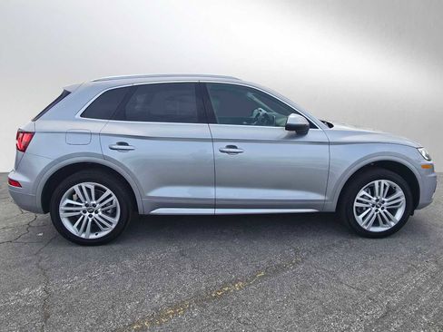 Used 2019 Audi Q5 2.0T Premium Plus w/ Premium Plus Package image 6