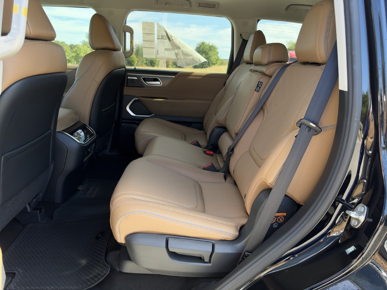 New 2027 INFINITI QX80 Luxe w/ Cargo Package RWD image 25
