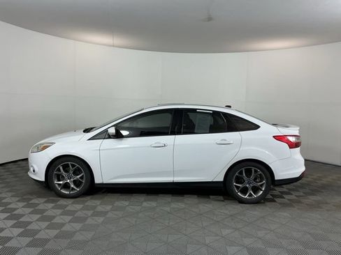 Used 2013 Ford Focus SE FWD image 8