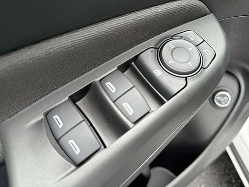 New 2026 Buick Envista Avenir image 13