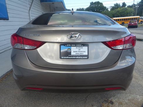 Used 2013 Hyundai Elantra GLS w/ Preferred Pkg FWD image 6