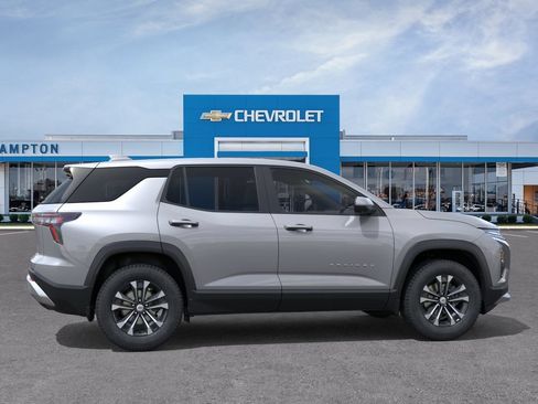 New 2027 Chevrolet Equinox LT w/ Convenience Package II FWD image 5