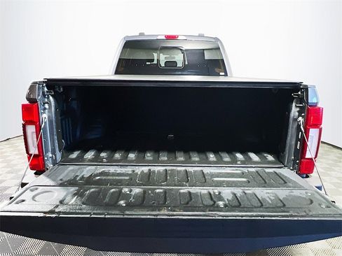 Used 2021 Ford F250 Lariat image 22