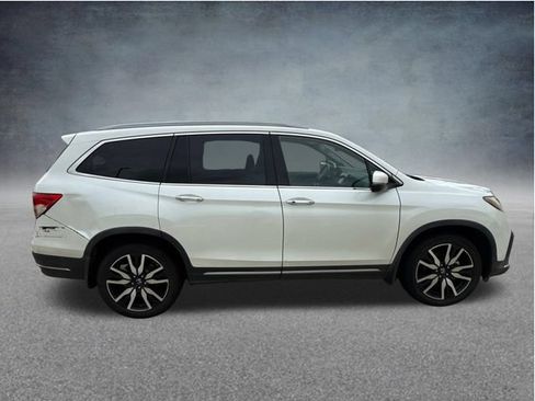 Used 2022 Honda Pilot Touring image 8