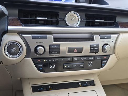 Used 2015 Lexus ES 350 image 17