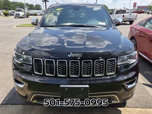 Used 2017 Jeep Grand Cherokee Limited AWD/4WD image 7