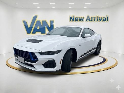 Used 2024 Ford Mustang GT Premium RWD image 1