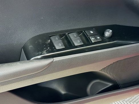 New 2026 Toyota Camry Hybrid AWD/4WD image 18