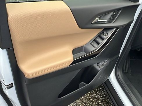 New 2026 Chevrolet Equinox ACTIV w/ Convenience Package III image 10