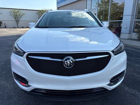 Used 2020 Buick Enclave Essence w/ Sport Touring Edition FWD image 8