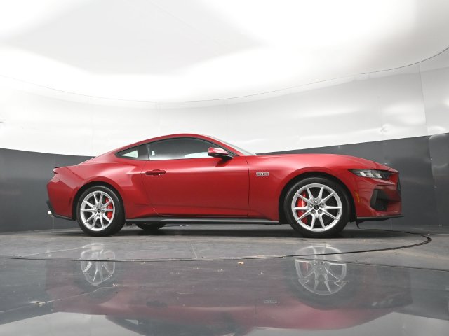 Used 2024 Ford Mustang GT Premium RWD image 27