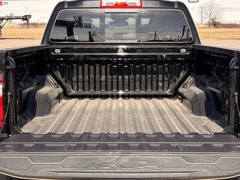 New 2026 GMC Canyon Elevation w/ Convenience Package image 30