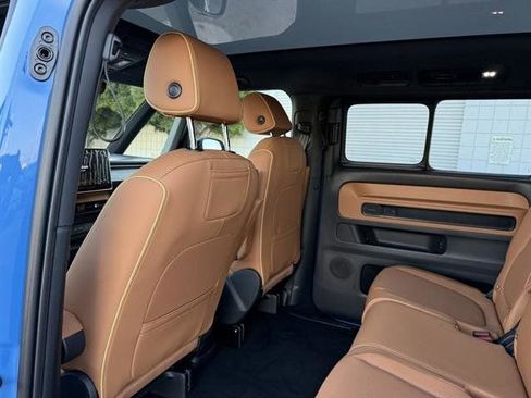 New 2025 Volkswagen ID. Buzz Pro S Plus image 13