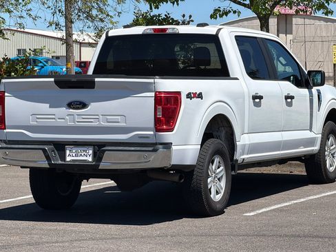 Used 2023 Ford F150 XLT AWD/4WD image 4