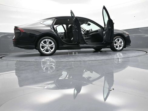 Certified 2024 Honda Accord LX image 46