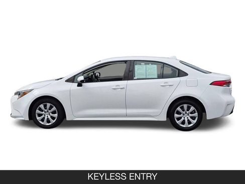 Used 2024 Toyota Corolla LE FWD image 5