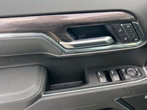 New 2026 Chevrolet Silverado 1500 LTZ w/ LTZ Premium Package AWD/4WD image 8