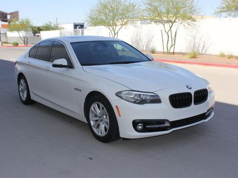 Used 2016 BMW 528i Sedan RWD image 3