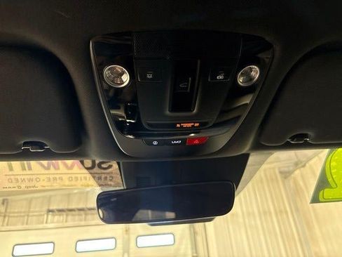 Used 2022 Kia Sorento SX Prestige w/ Panoramic Sunroof Package AWD/4WD image 21