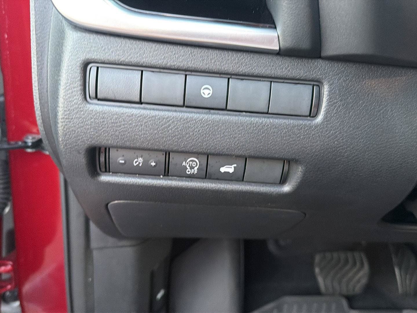 Used 2023 Nissan Rogue SL w/ SL Premium Package FWD image 19