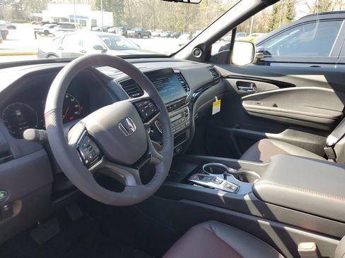 New 2026 Honda Ridgeline Black Edition image 16