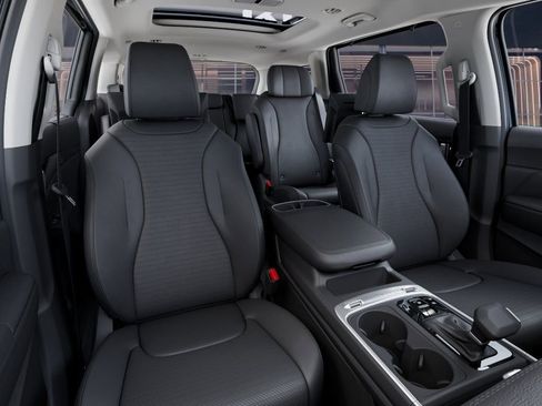New 2026 Kia Carnival SX Prestige FWD image 16