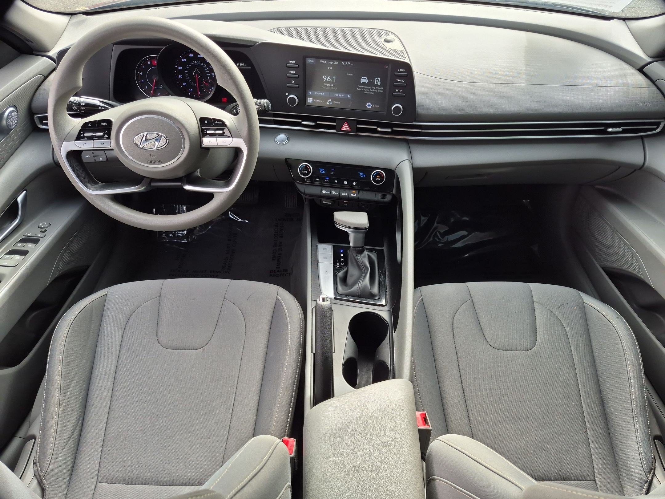 Used 2023 Hyundai Elantra SEL FWD image 21