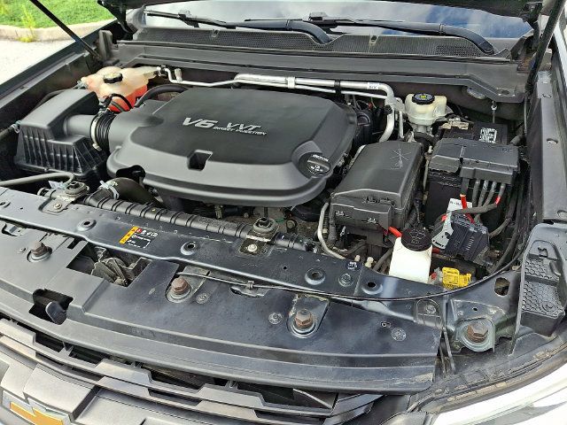 Used 2018 Chevrolet Colorado Z71 AWD/4WD image 27
