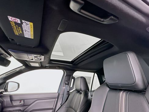 New 2026 Toyota 4Runner Limited AWD/4WD image 23