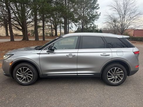 Used 2022 Lincoln Corsair FWD w/ Equipment Group 101A image 3