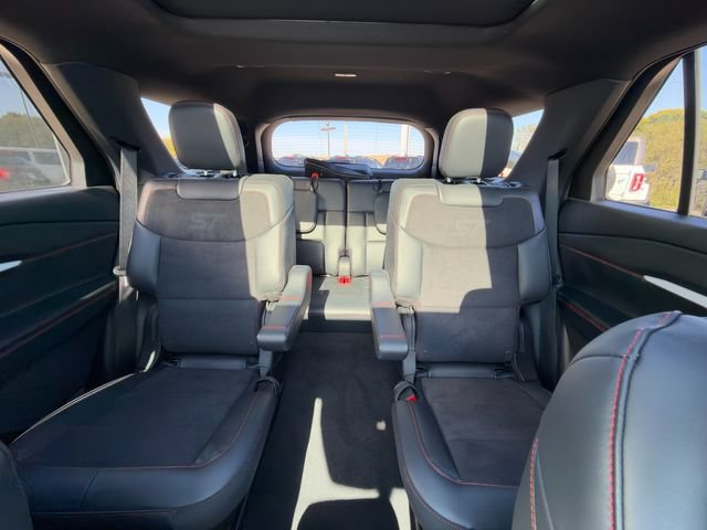 Used 2026 Ford Explorer ST w/ Sun And Sound Package AWD/4WD image 29