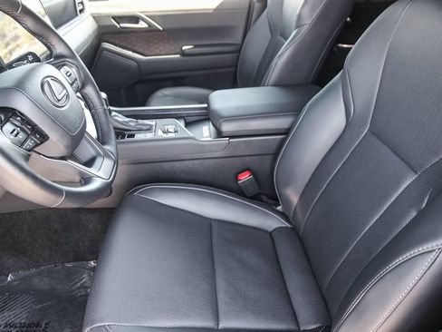 Certified 2024 Lexus GX 550 w/ Accessory Package (2T) AWD/4WD image 19