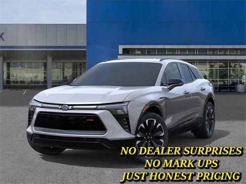 New 2025 Chevrolet Blazer EV RS image 6