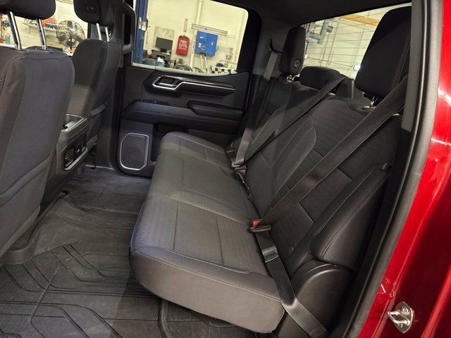 Used 2023 Chevrolet Silverado 1500 RST w/ Z71 Off-Road Package AWD/4WD image 22