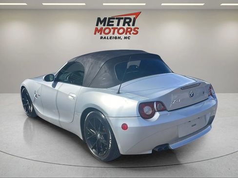 Used 2005 BMW Z4 2.5i RWD image 5
