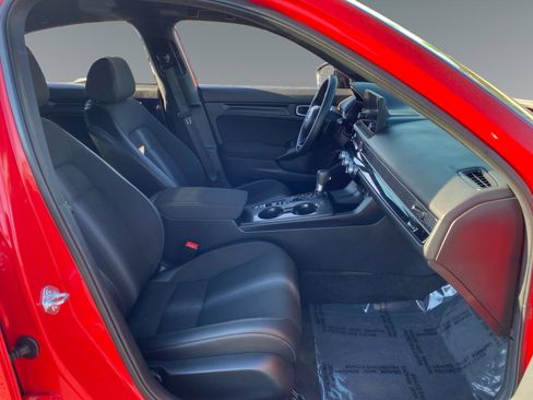 Used 2025 Honda Civic Sport image 15