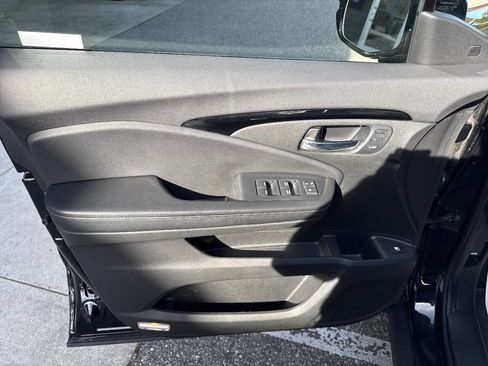 Used 2020 Honda Ridgeline RTL-E image 13