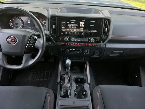 Used 2025 Nissan Frontier Pro-X w/ Pro Convenience Package RWD image 4