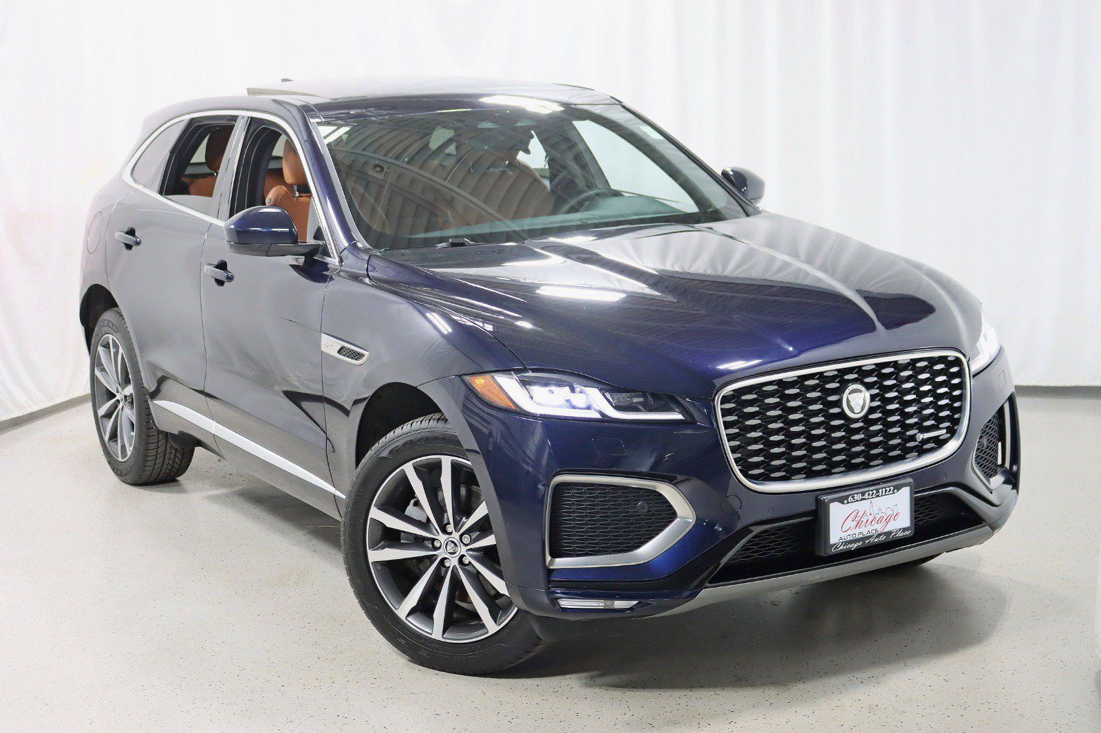 Used 2025 Jaguar F-PACE R-Dynamic S AWD/4WD image 6